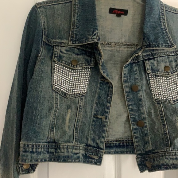 Jacket - Picture 2 of 5